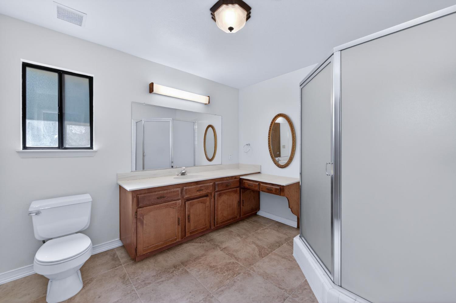 395 N Fordham Ave, Fresno, CA 93727