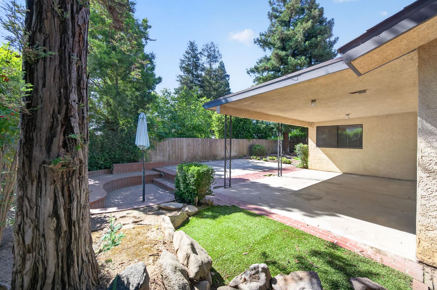 395 N Fordham Ave, Fresno, CA 93727