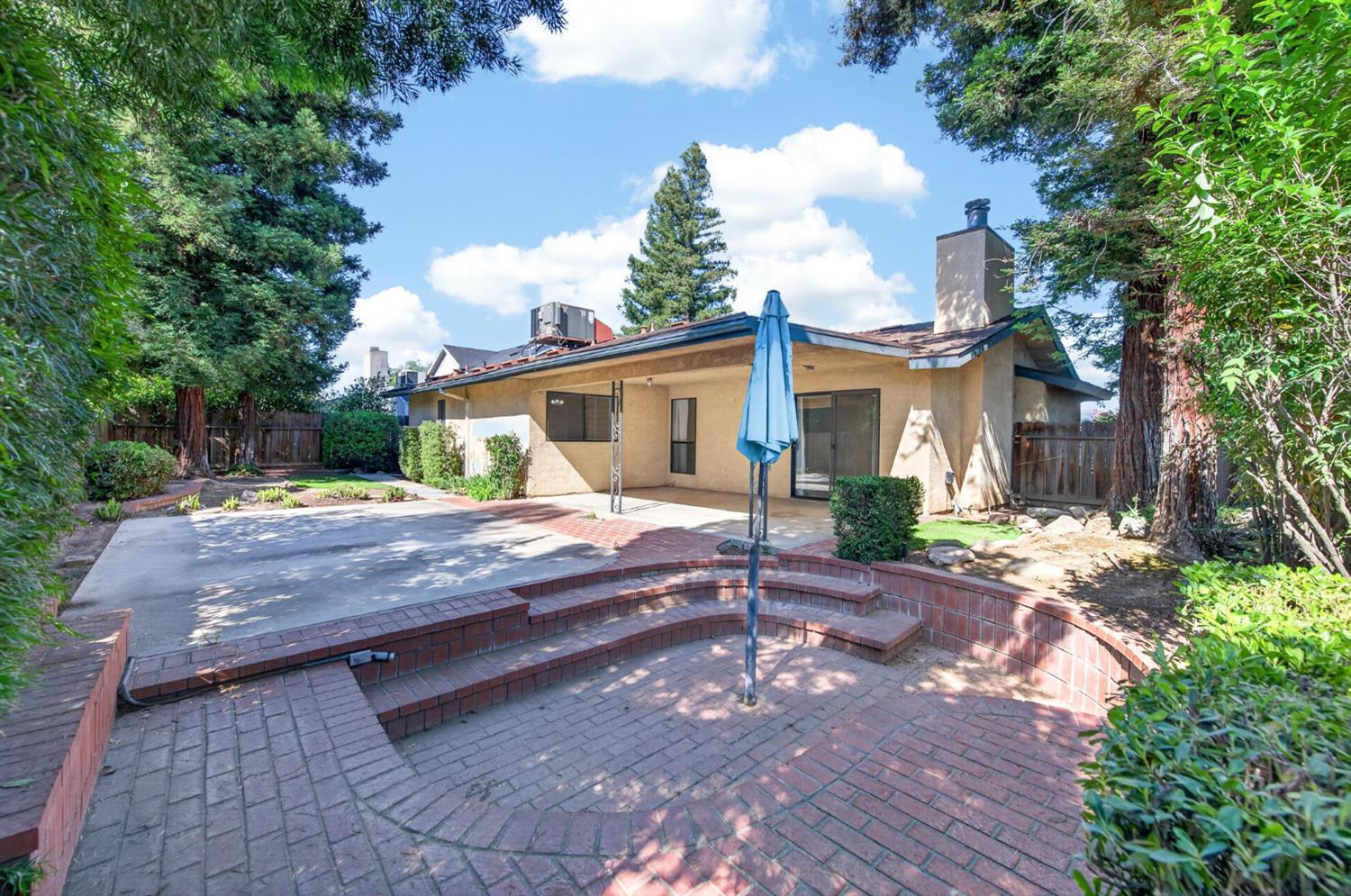 395 N Fordham Ave, Fresno, CA 93727