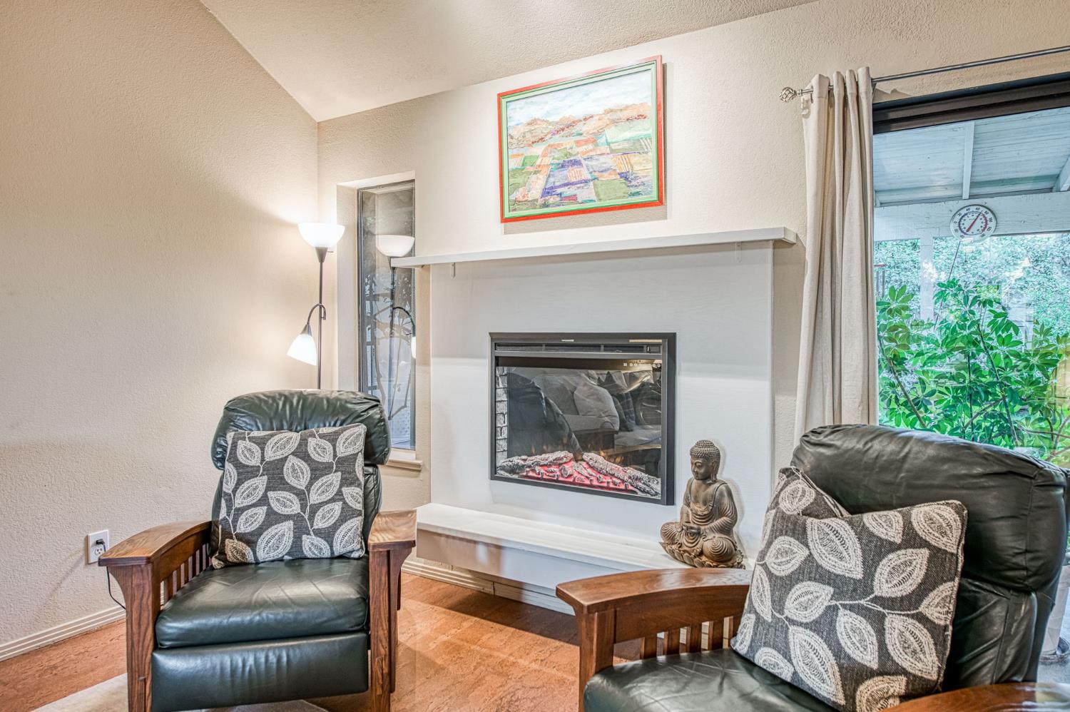 6568 N Farris Ave, Fresno, CA 93711