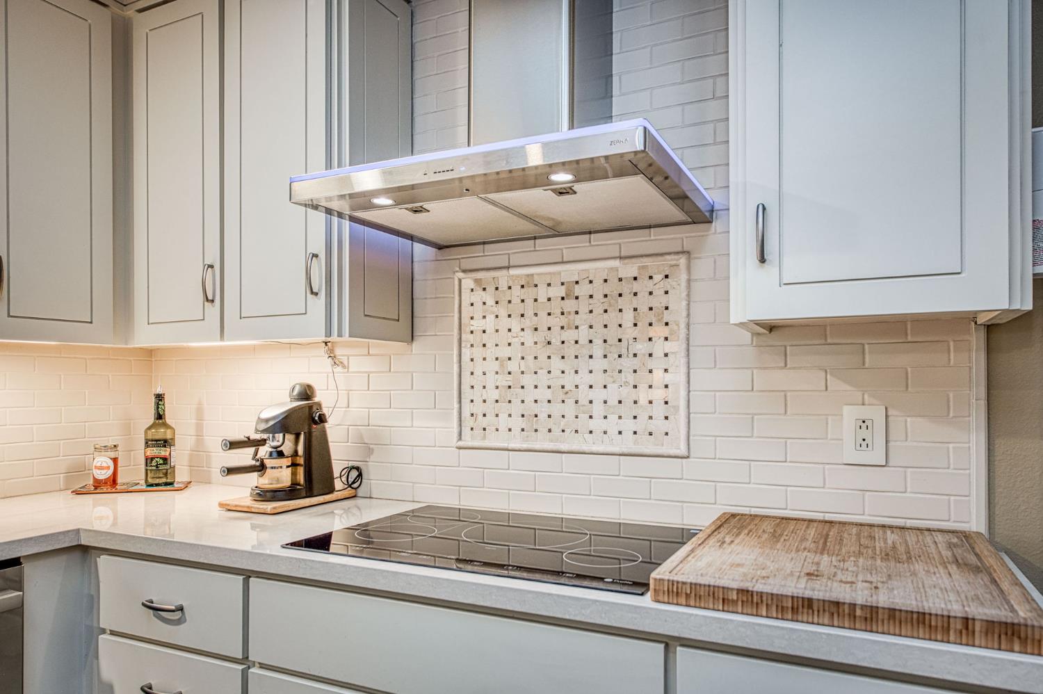 6568 N Farris Ave, Fresno, CA 93711