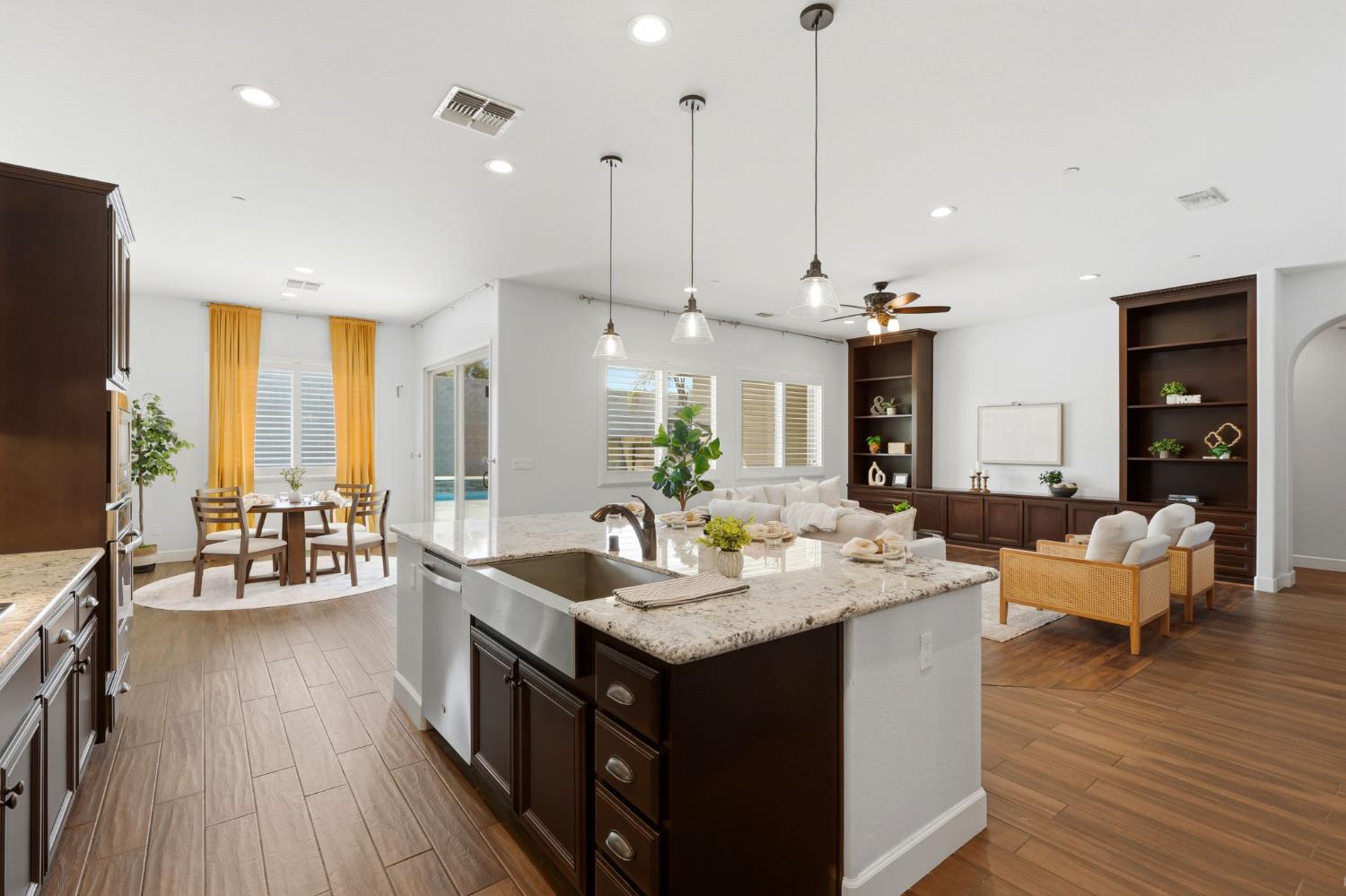 3368 N Discovery Way, Hanford, CA 93230