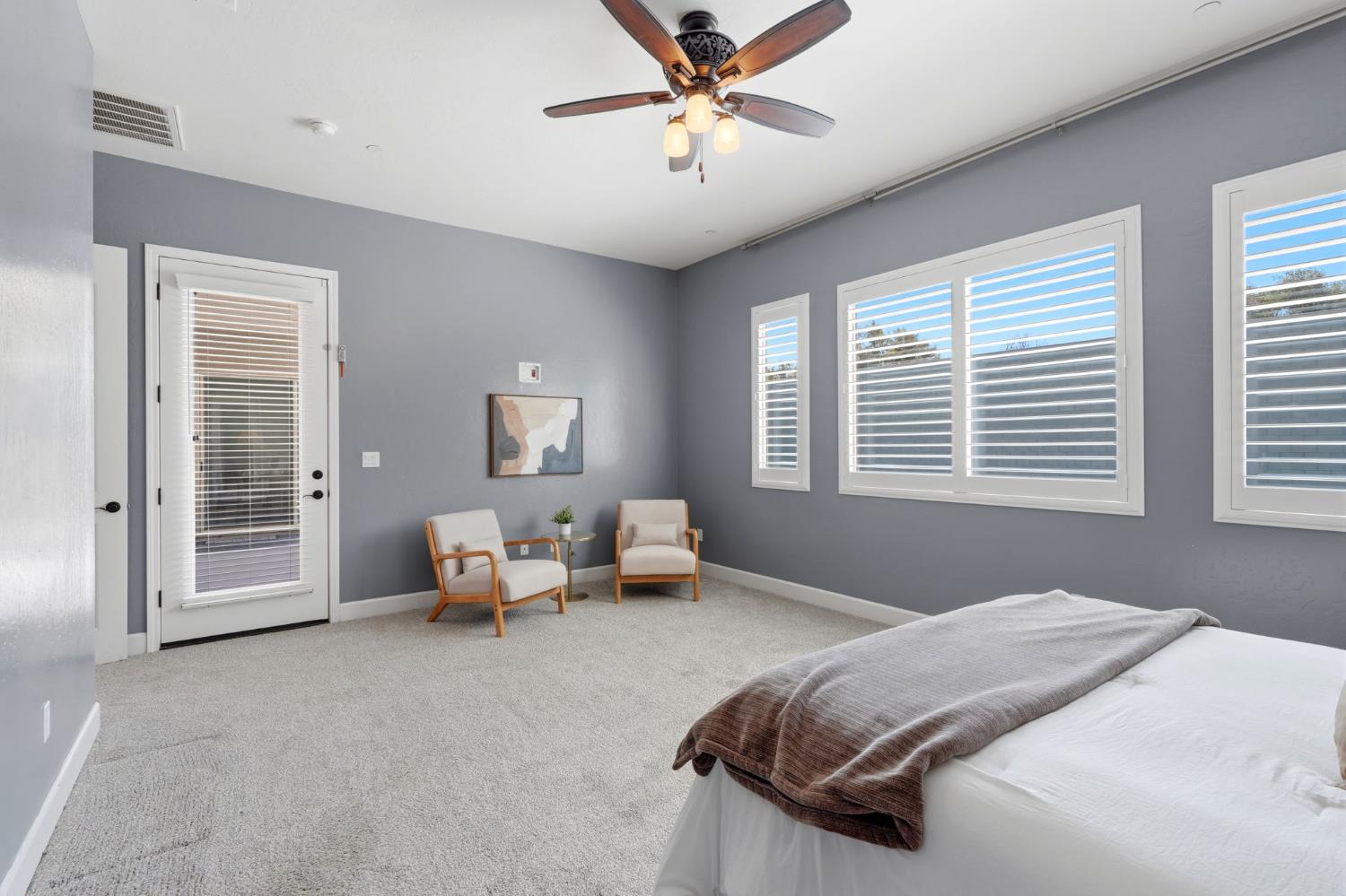 3368 N Discovery Way, Hanford, CA 93230