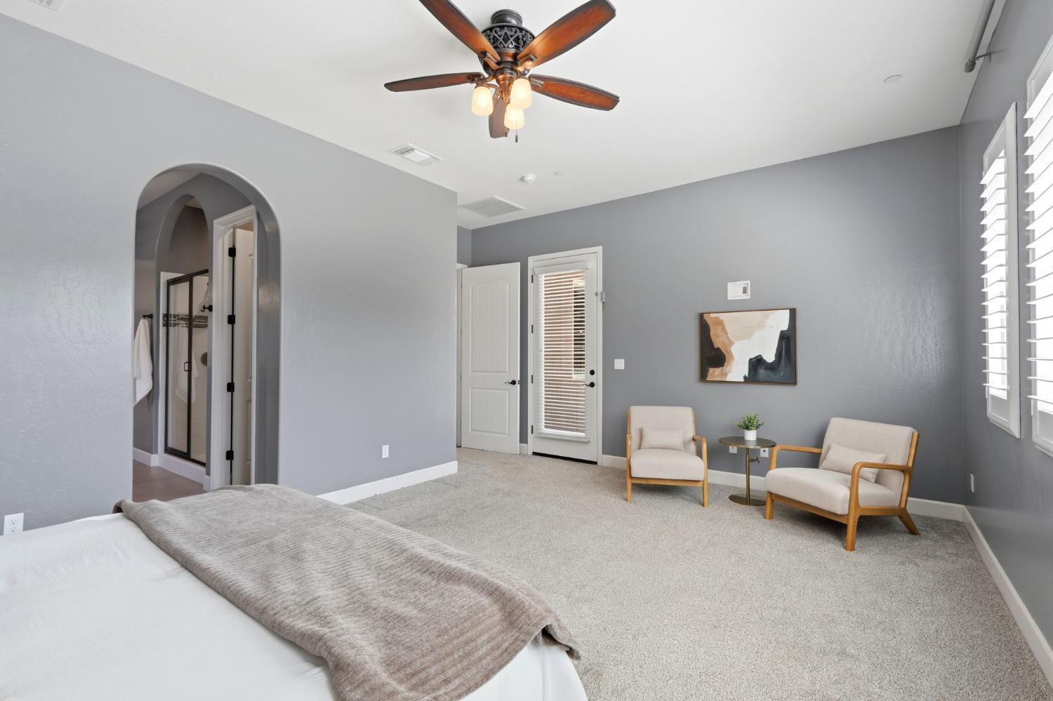 3368 N Discovery Way, Hanford, CA 93230