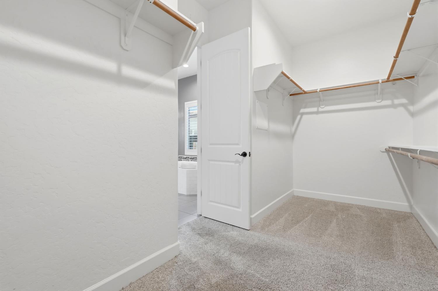 3368 N Discovery Way, Hanford, CA 93230