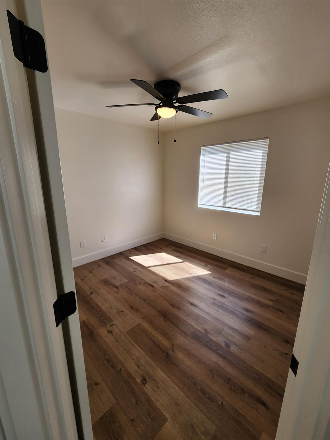 723 Dodderer, Firebaugh, CA 93622