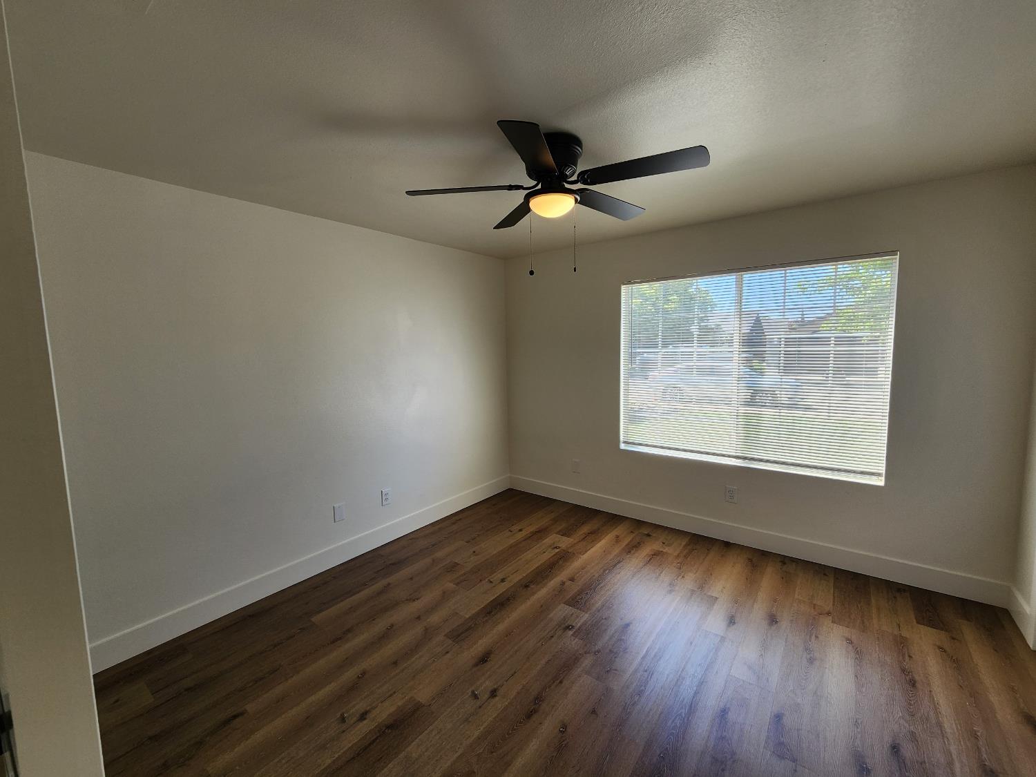 723 Dodderer, Firebaugh, CA 93622