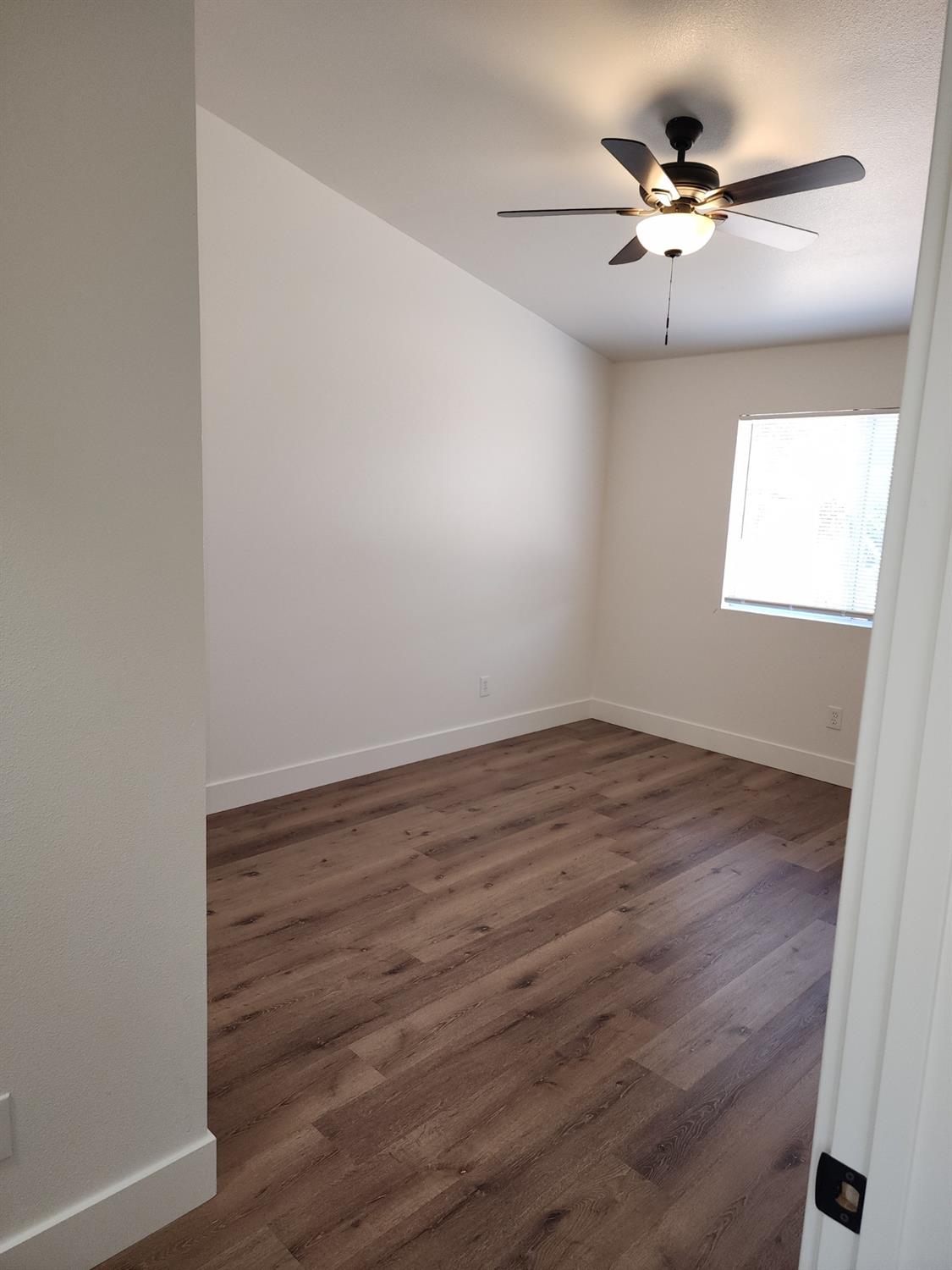723 Dodderer, Firebaugh, CA 93622