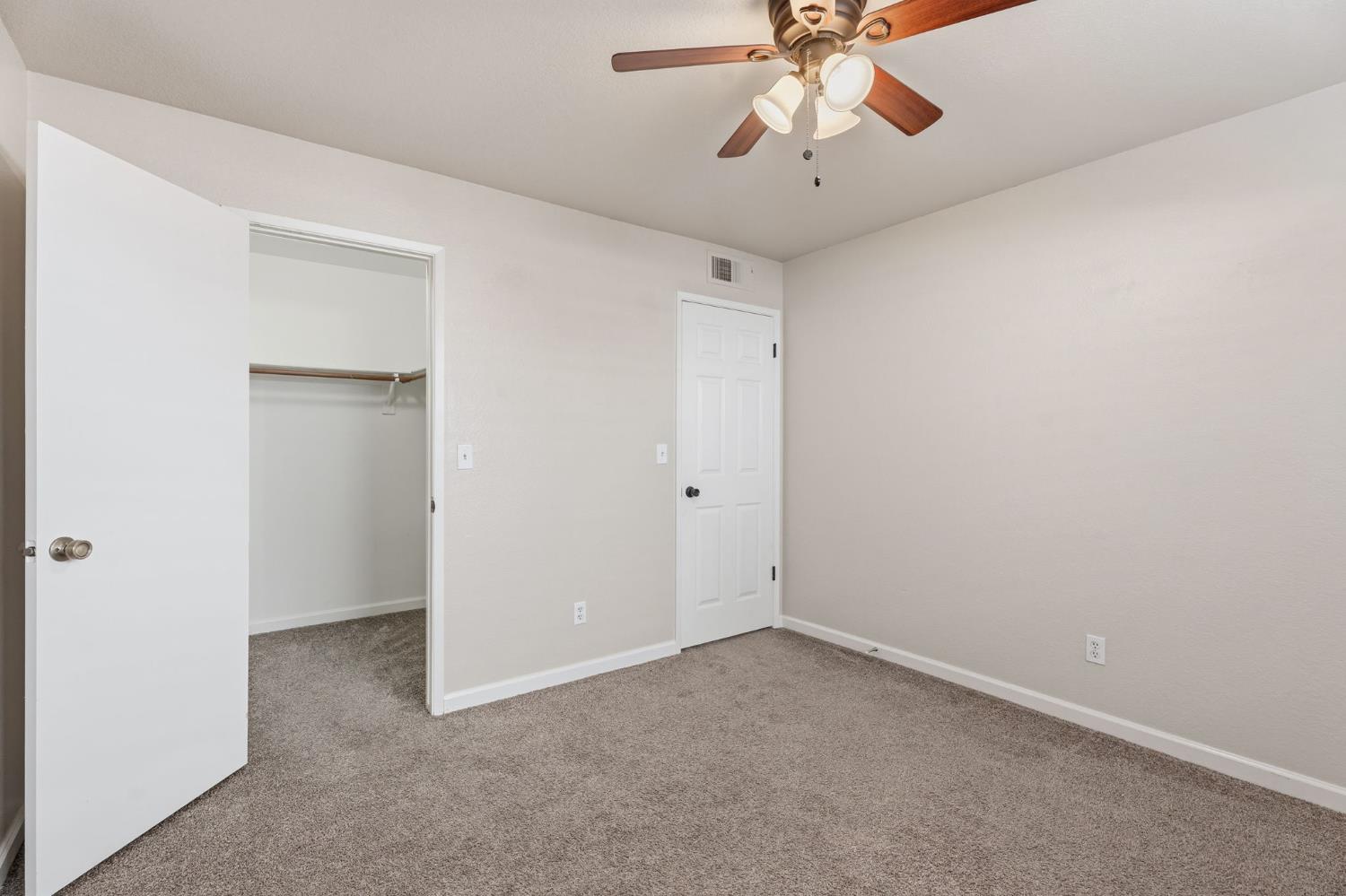 7718 N Woodrow Ave, Fresno, CA 93720