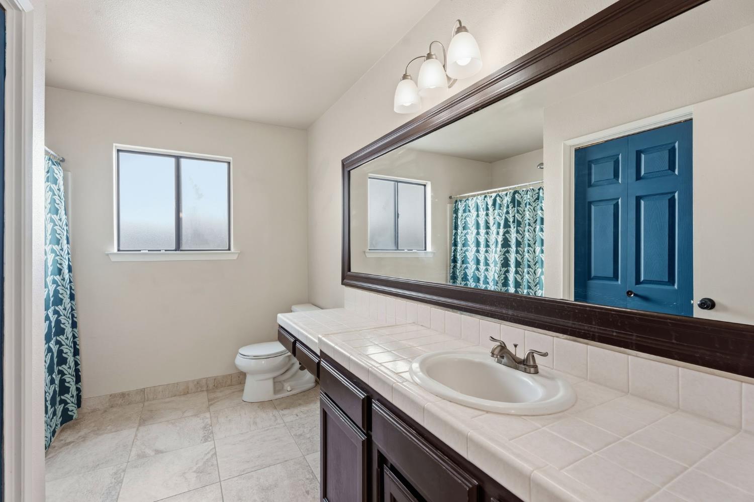 7718 N Woodrow Ave, Fresno, CA 93720