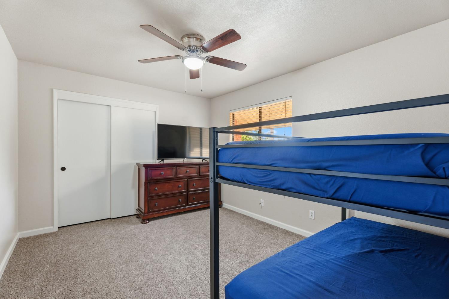 7718 N Woodrow Ave, Fresno, CA 93720