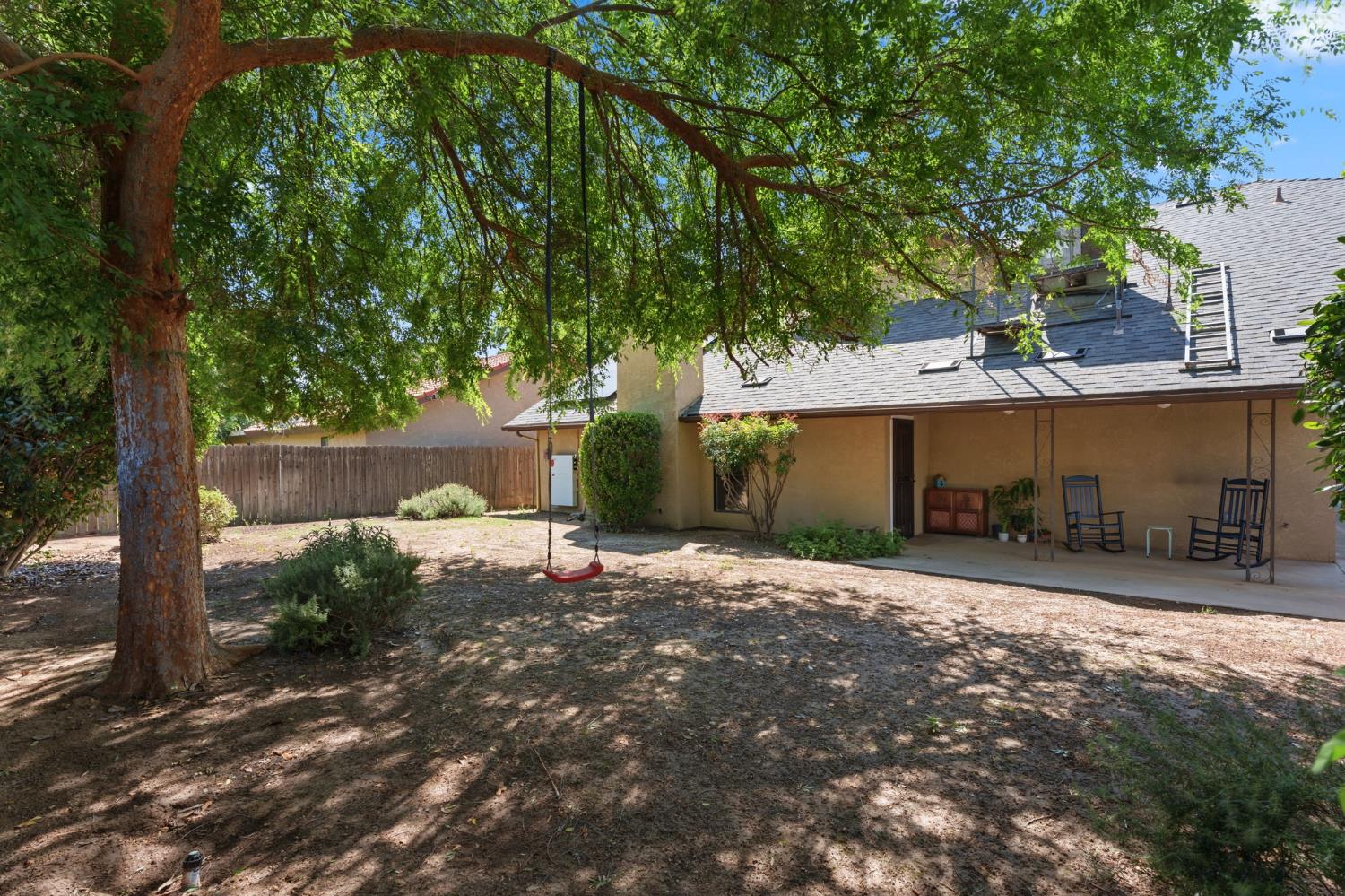 7718 N Woodrow Ave, Fresno, CA 93720