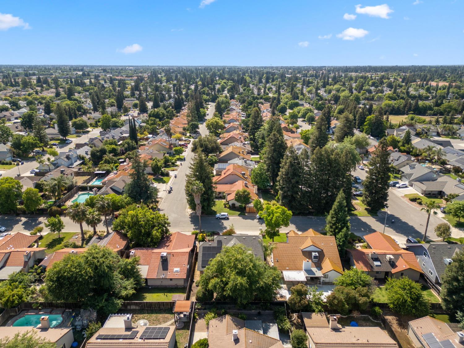 7718 N Woodrow Ave, Fresno, CA 93720