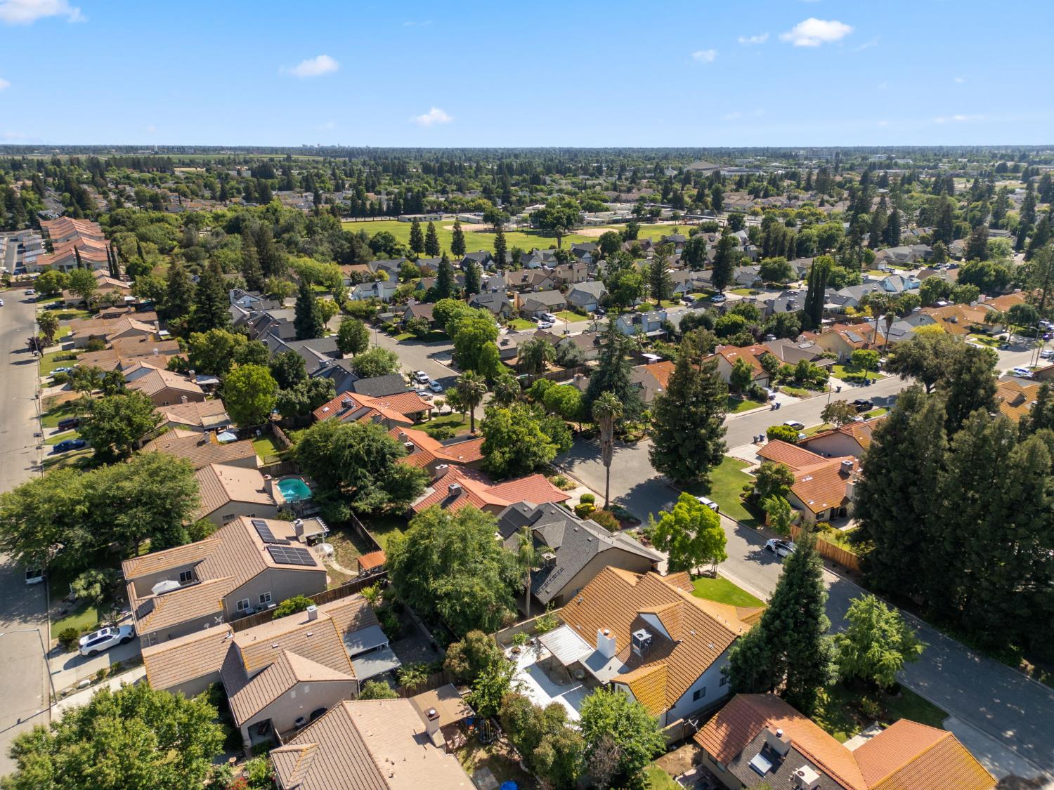 7718 N Woodrow Ave, Fresno, CA 93720