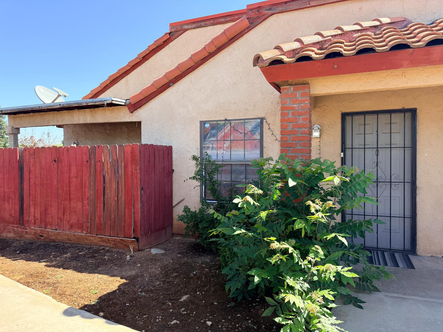 1405 E Cypress Ave #109, Reedley, CA 93654