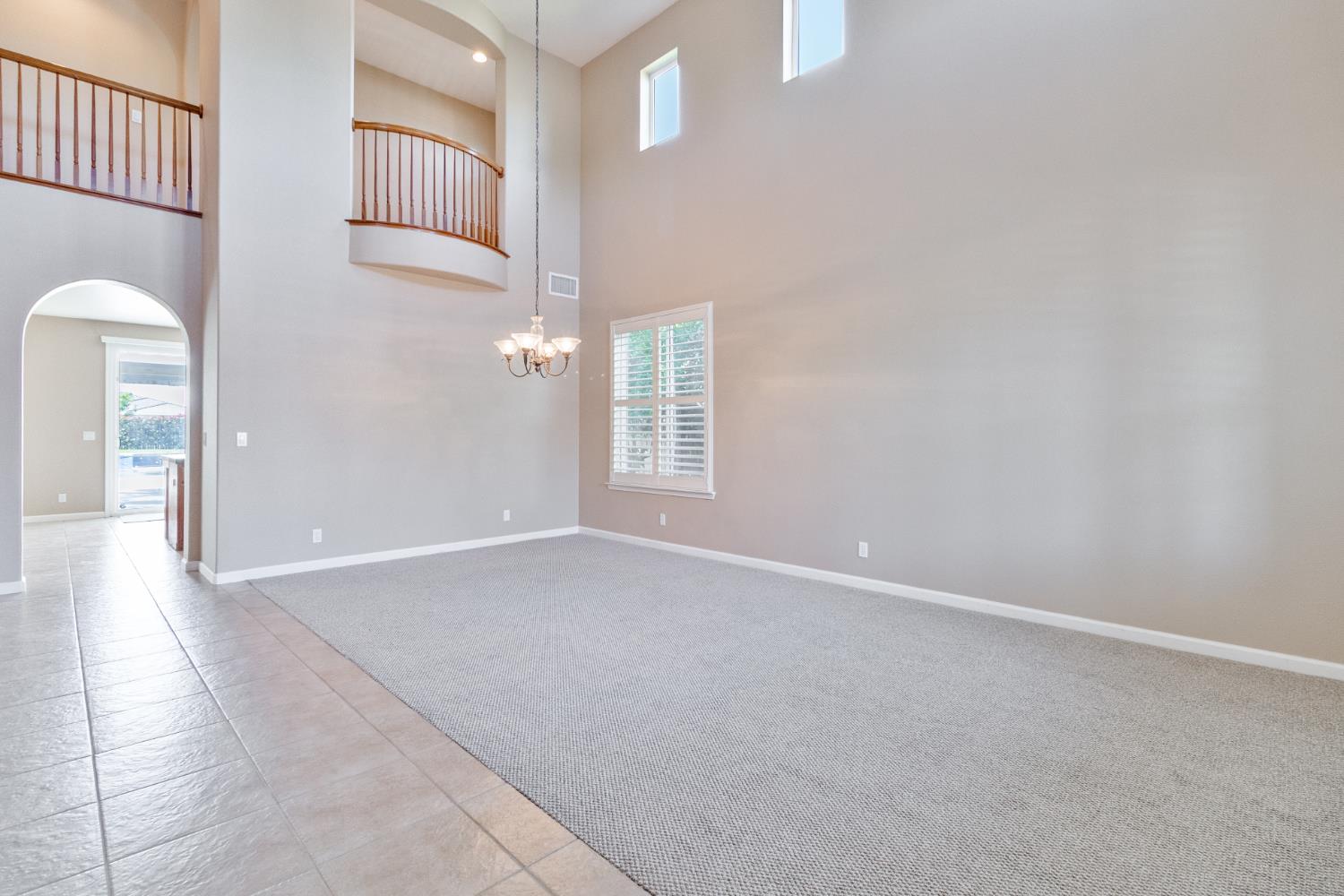 9685 Heatherhearst Dr, Chowchilla, CA 93610