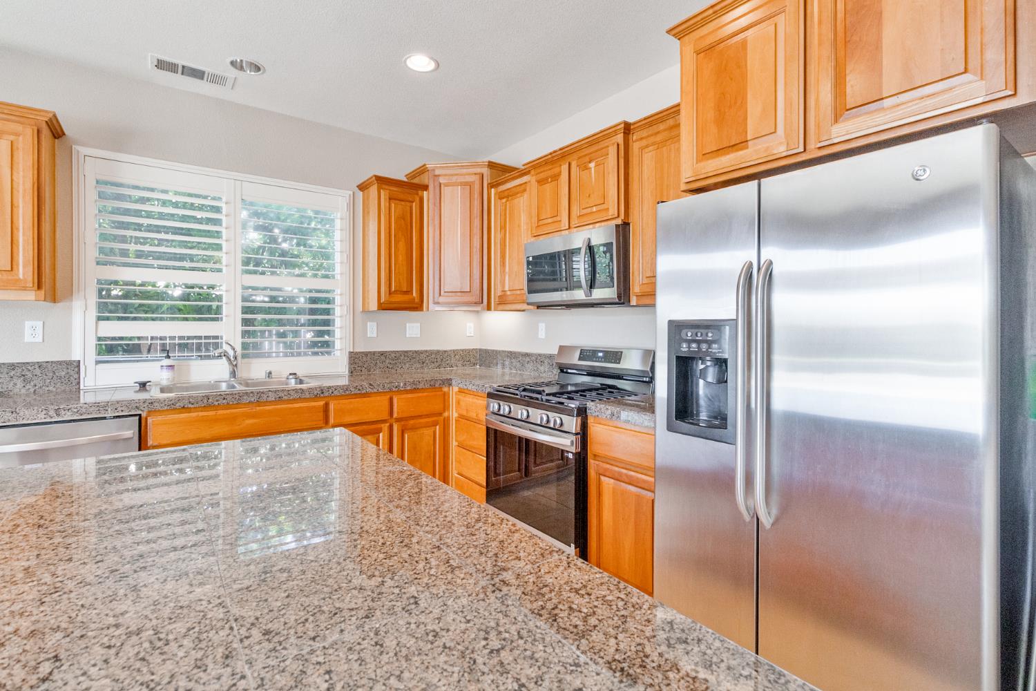 9685 Heatherhearst Dr, Chowchilla, CA 93610