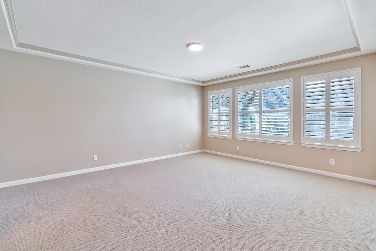 9685 Heatherhearst Dr, Chowchilla, CA 93610