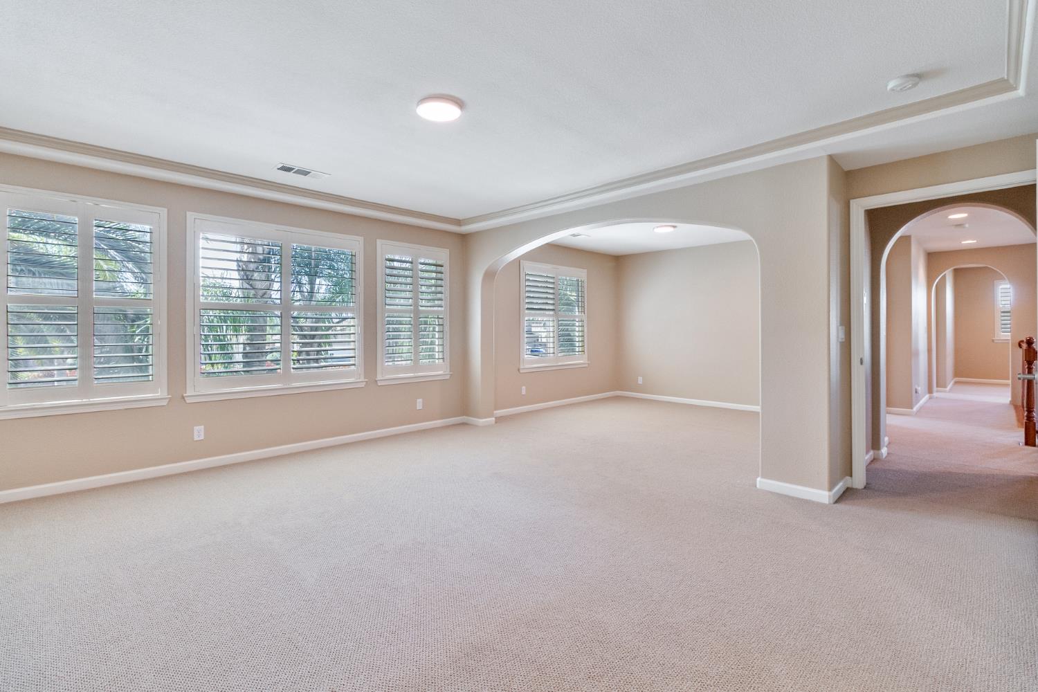 9685 Heatherhearst Dr, Chowchilla, CA 93610