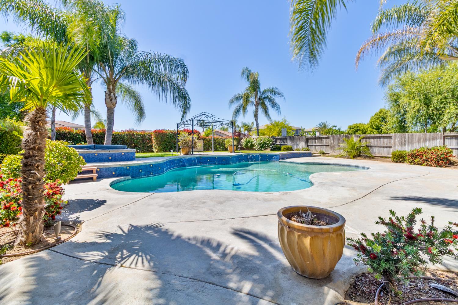 9685 Heatherhearst Dr, Chowchilla, CA 93610