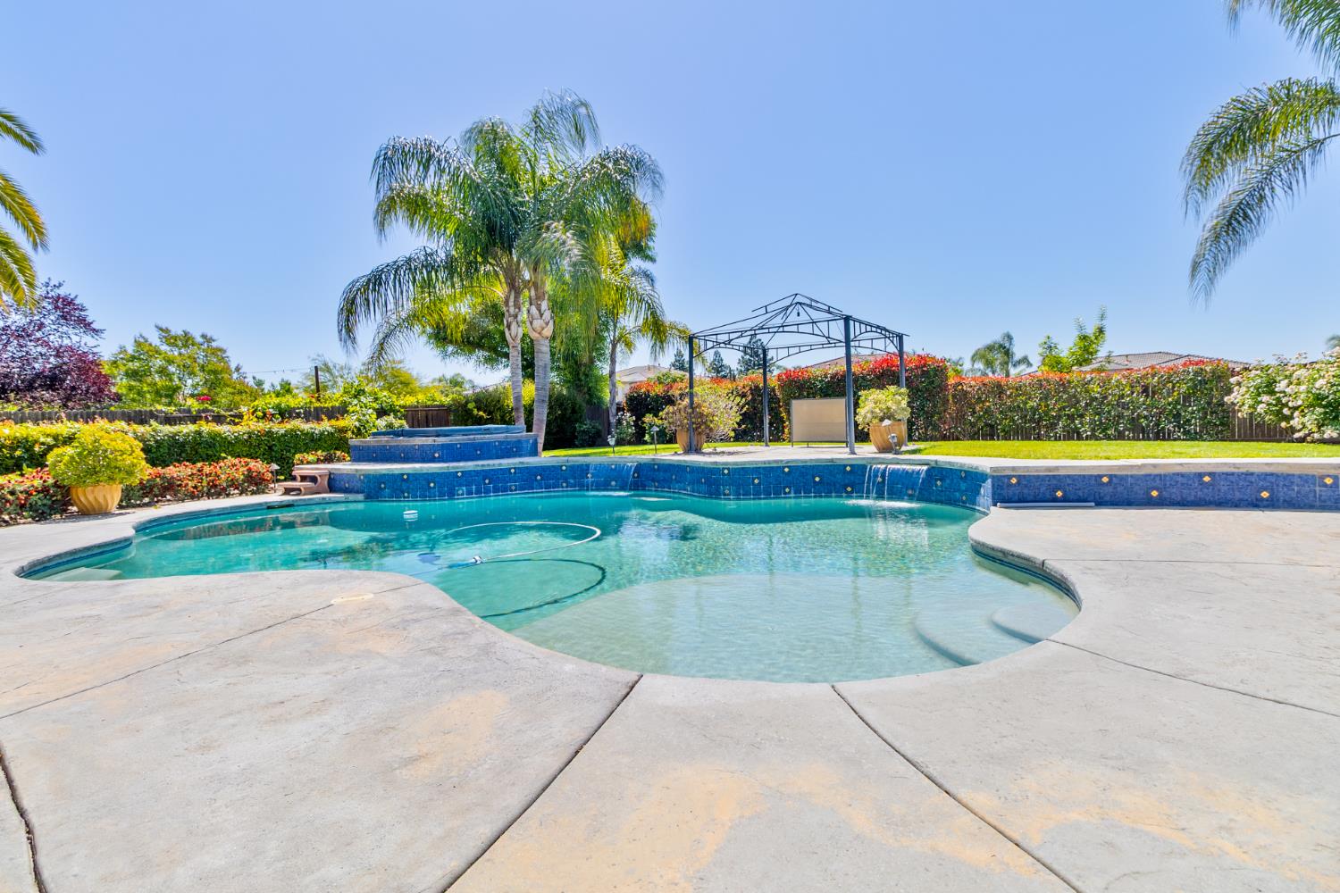 9685 Heatherhearst Dr, Chowchilla, CA 93610