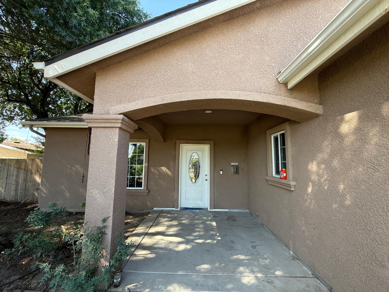 1707 Sylvia St, Selma, CA 93662