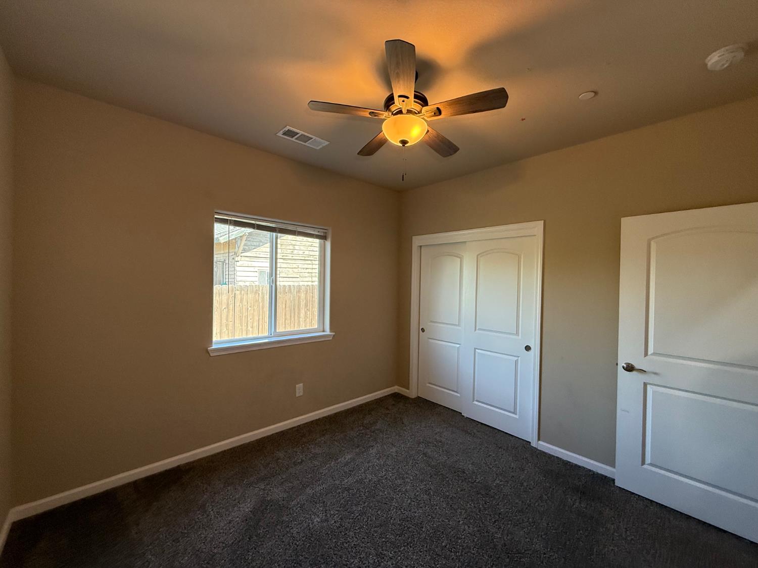 1707 Sylvia St, Selma, CA 93662