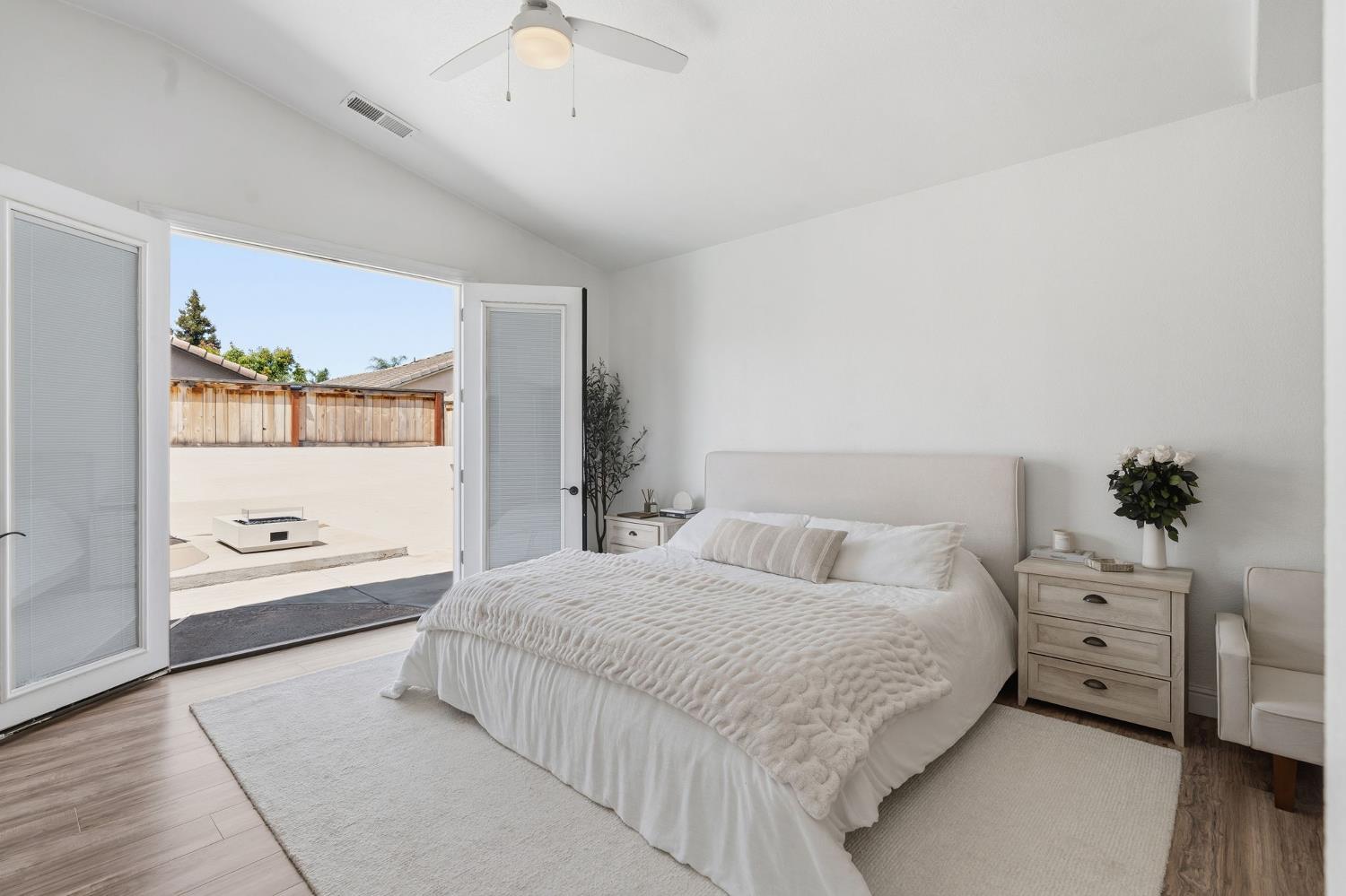 1740 N McKelvy Ave, Clovis, CA 93619