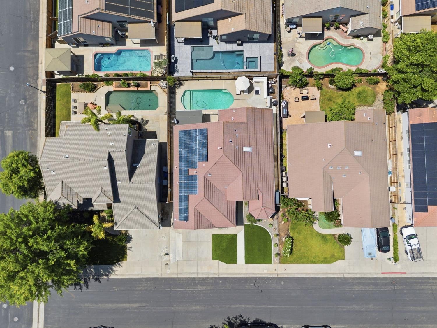 1740 N McKelvy Ave, Clovis, CA 93619