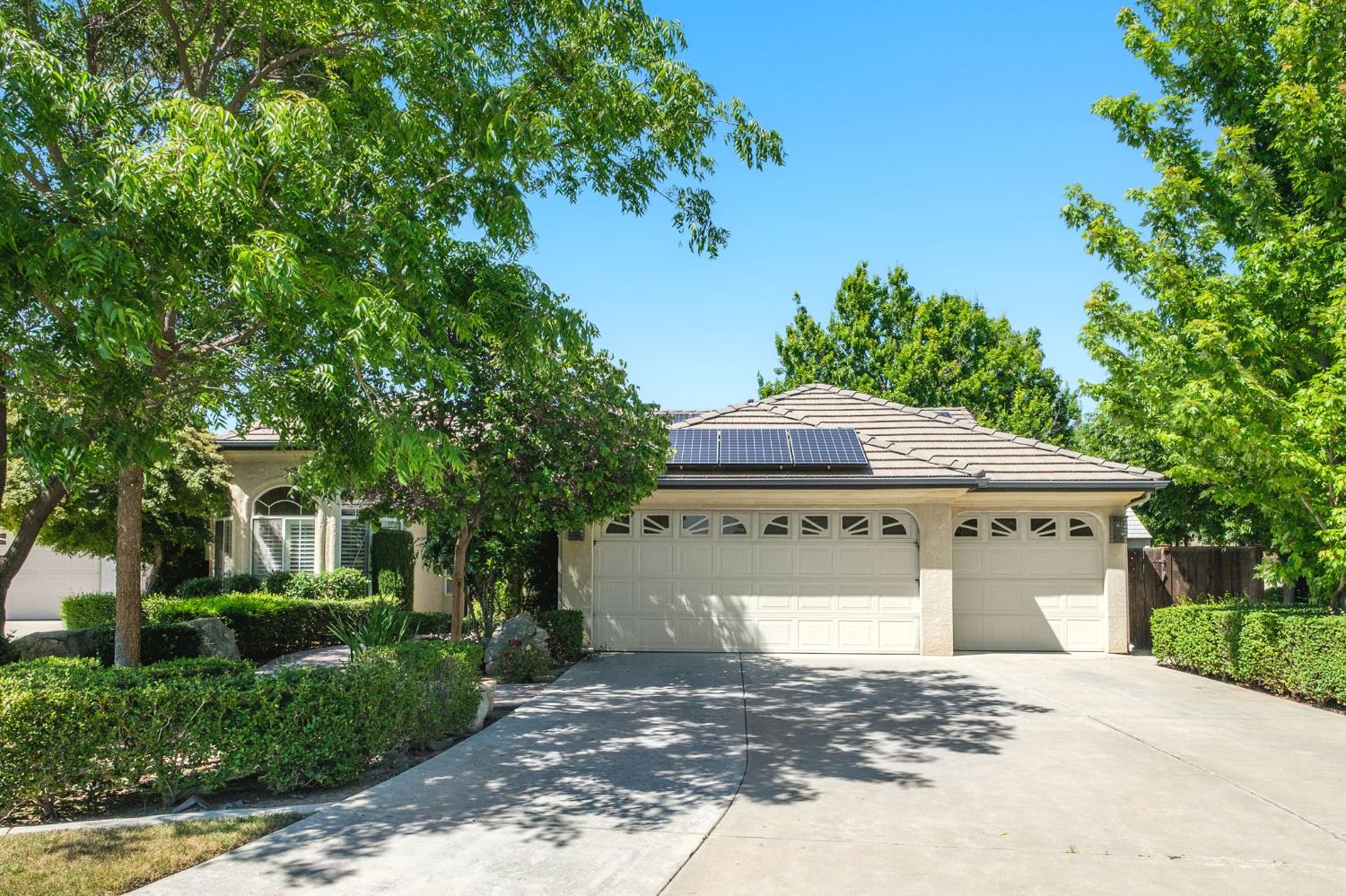 1678 E Trenton Ave, Fresno, CA 93720