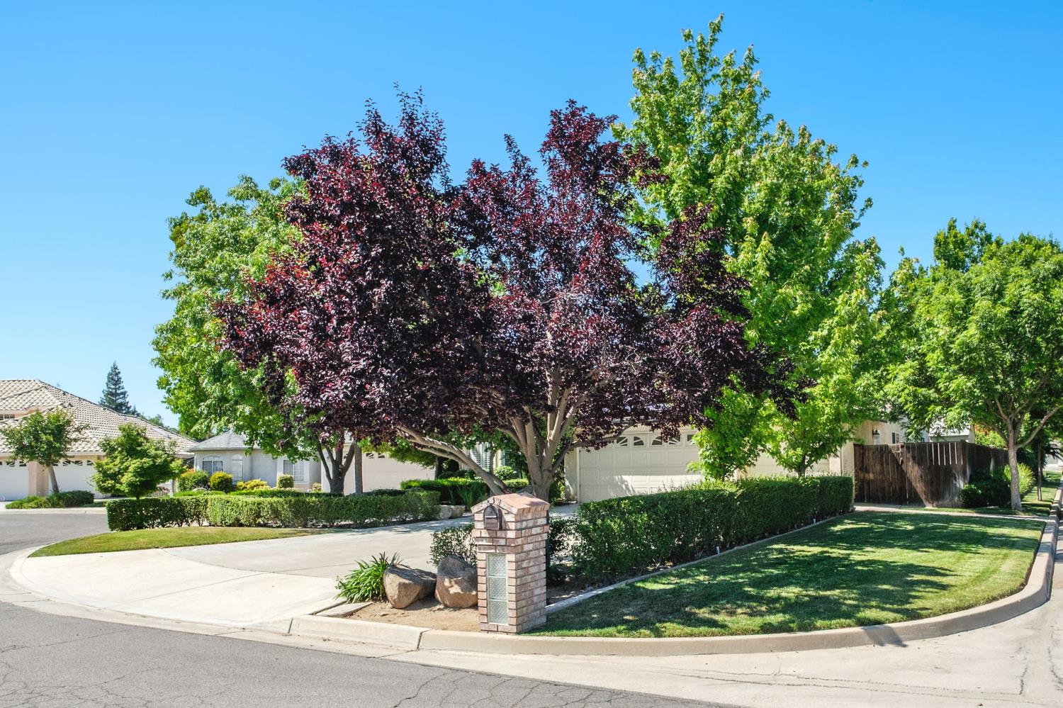 1678 E Trenton Ave, Fresno, CA 93720
