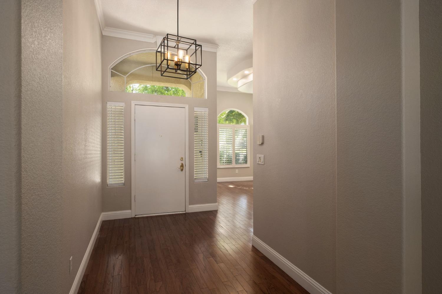 1678 E Trenton Ave, Fresno, CA 93720