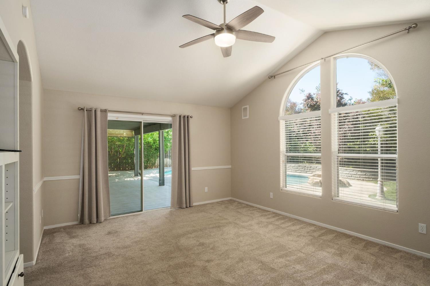 1678 E Trenton Ave, Fresno, CA 93720