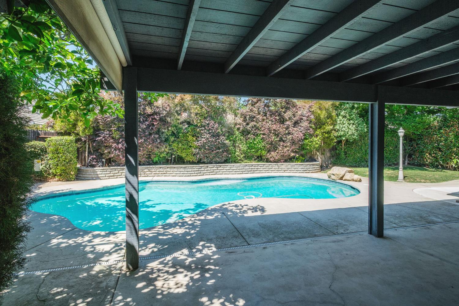 1678 E Trenton Ave, Fresno, CA 93720