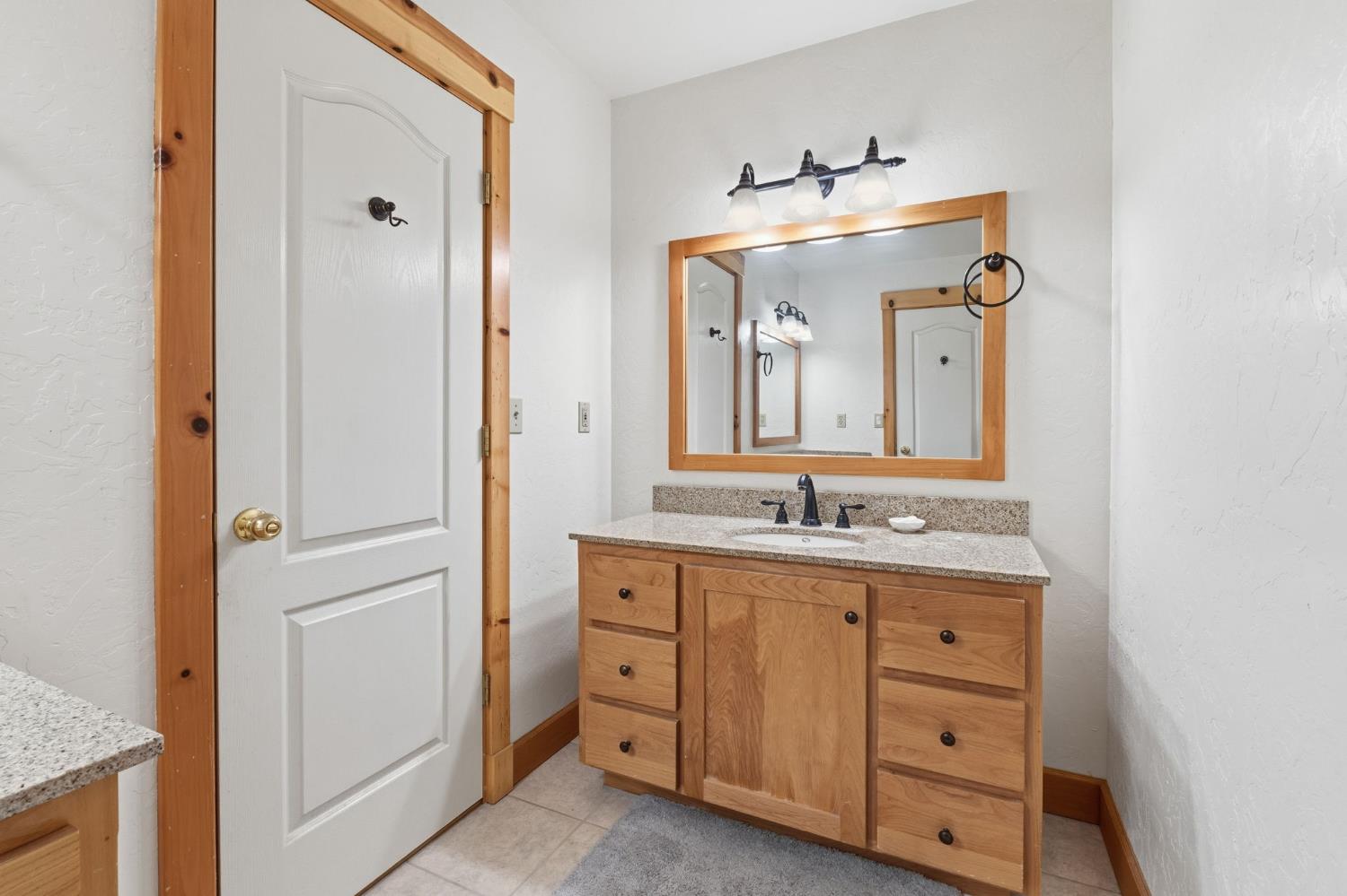 7019 Scott Rd, Mariposa, CA 95338