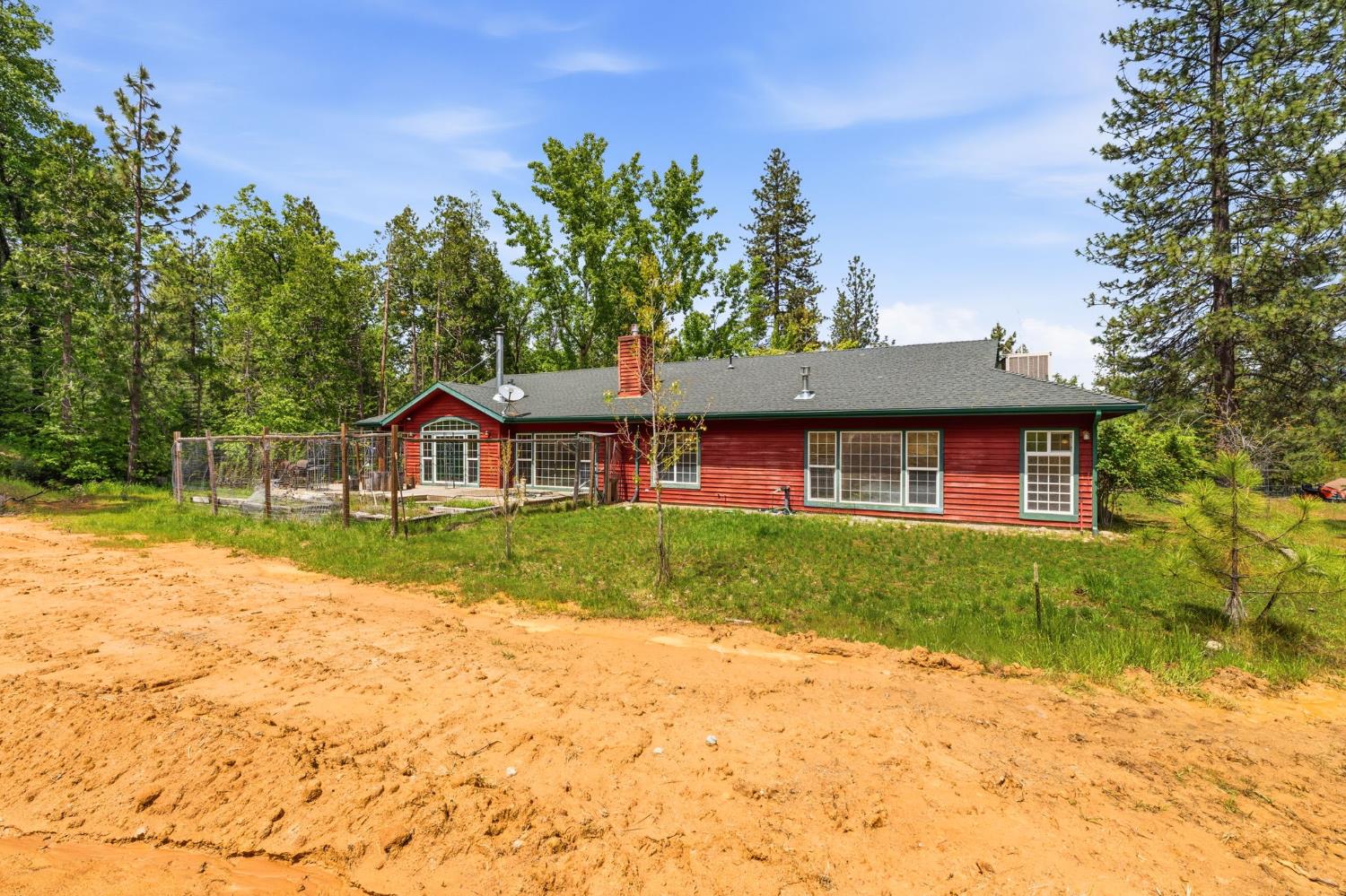 7019 Scott Rd, Mariposa, CA 95338