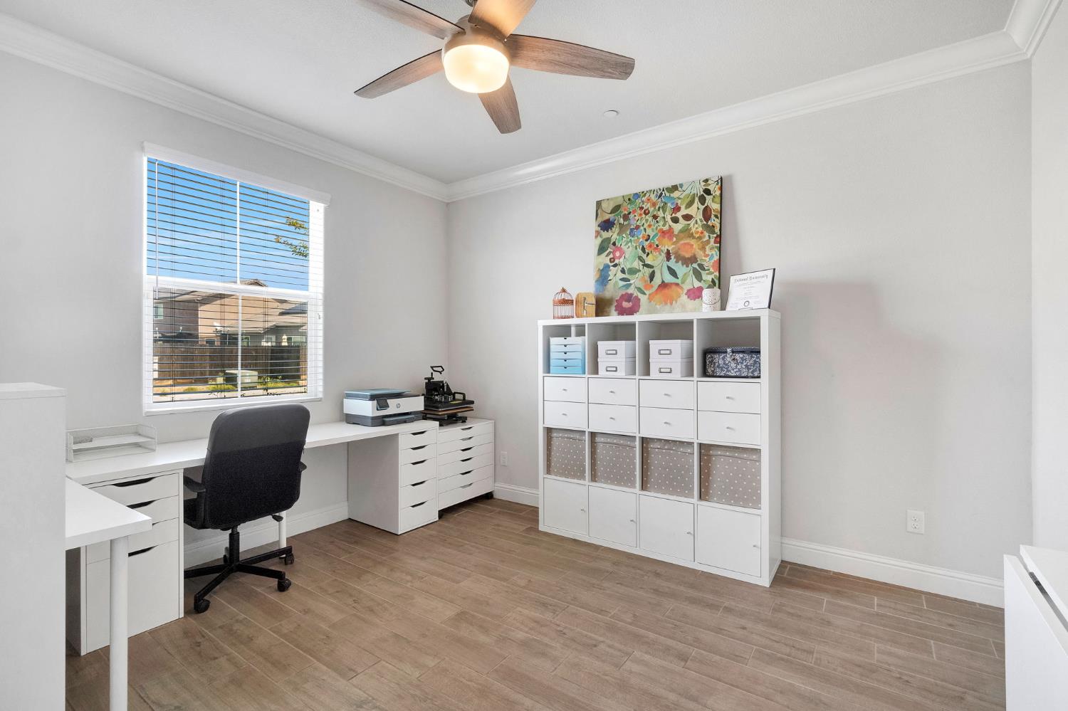 2752 Pontiac Ave, Clovis, CA 93611