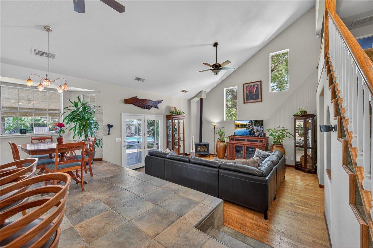 6155 Dockery Ave, Clovis, CA 93619