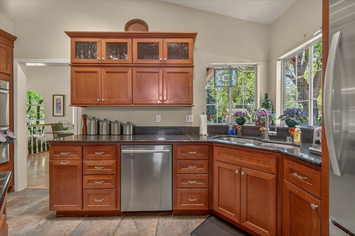 6155 Dockery Ave, Clovis, CA 93619