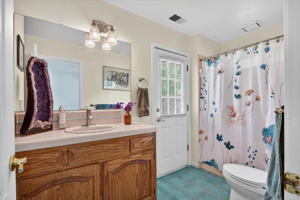 6155 Dockery Ave, Clovis, CA 93619