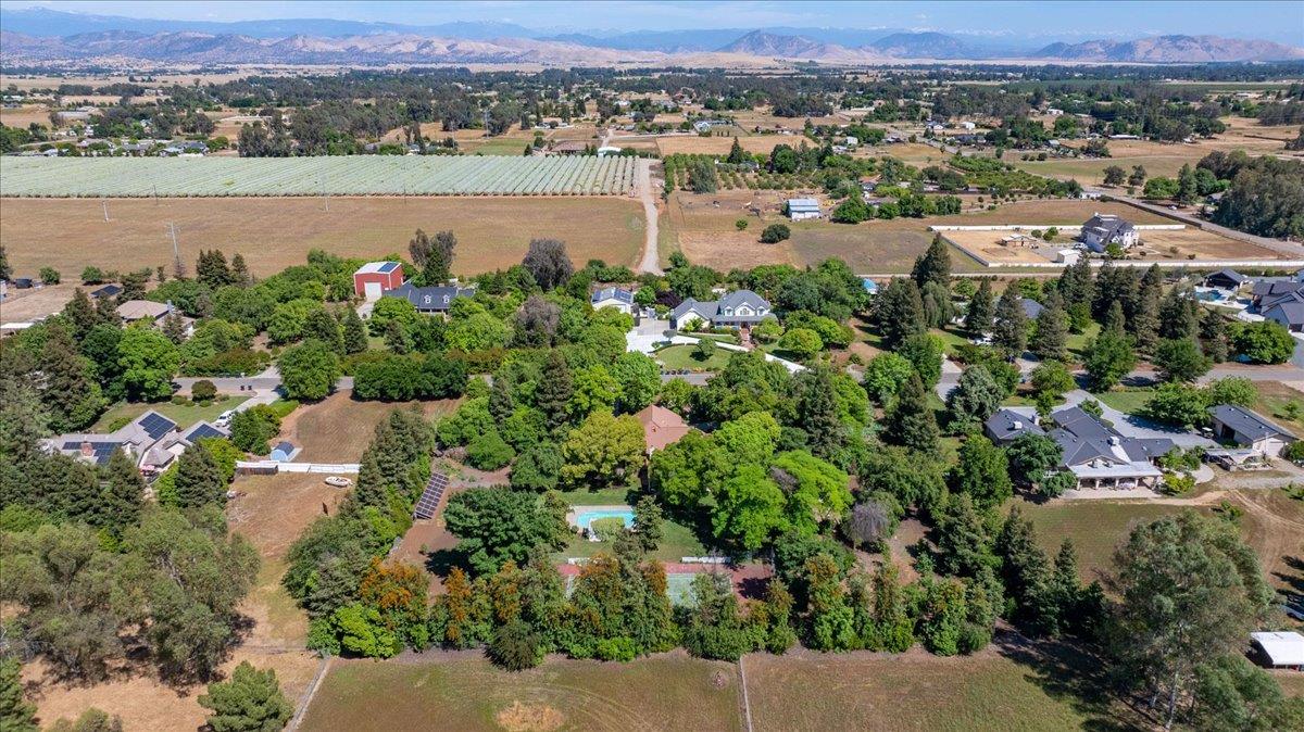6155 Dockery Ave, Clovis, CA 93619