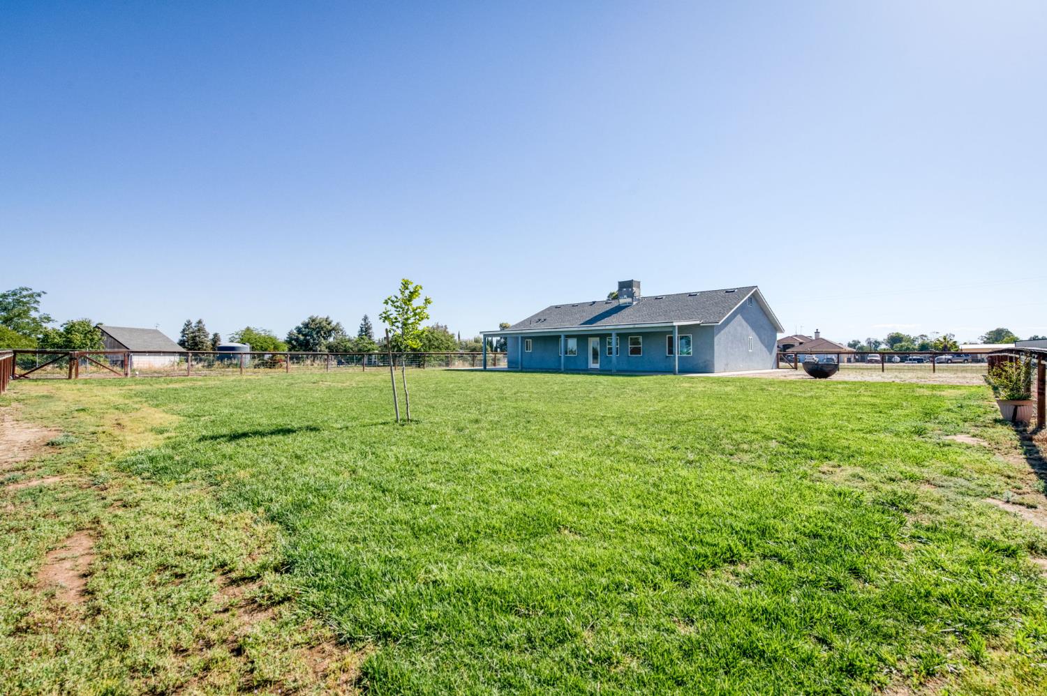20190 Del Mar Rd, Madera, CA 93638