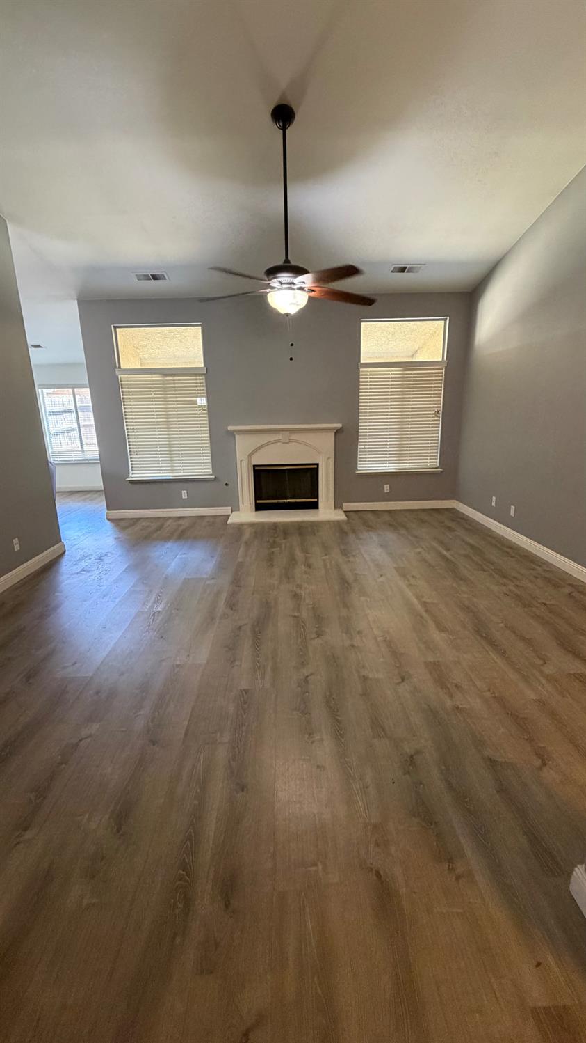 5398 W Robinson Ave, Fresno, CA 93722