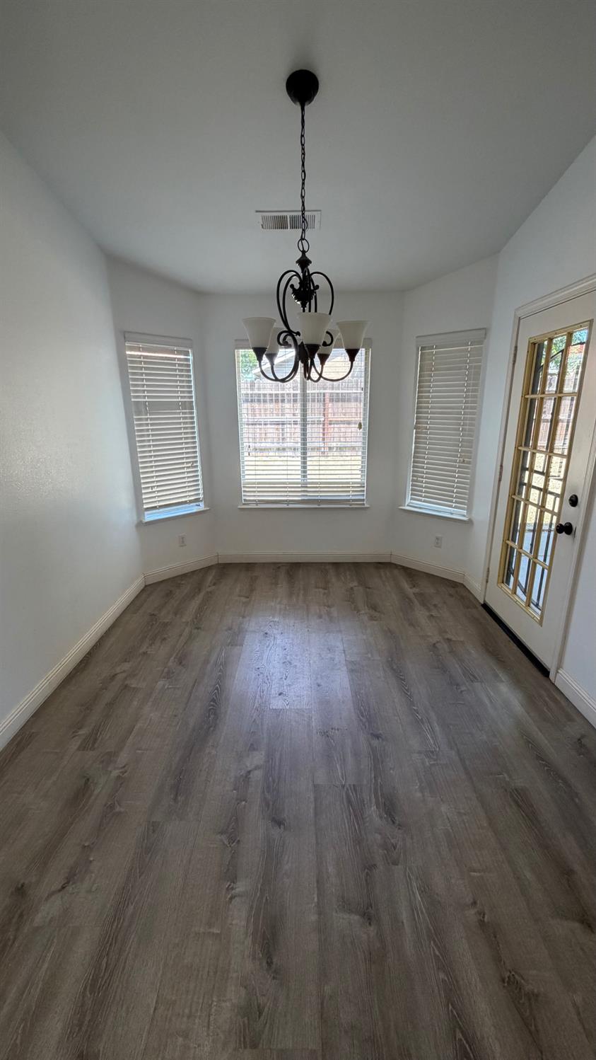 5398 W Robinson Ave, Fresno, CA 93722
