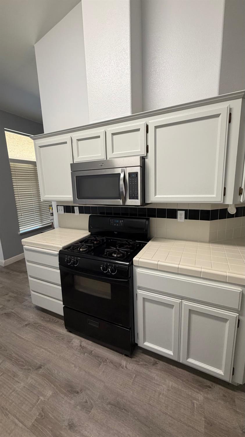5398 W Robinson Ave, Fresno, CA 93722