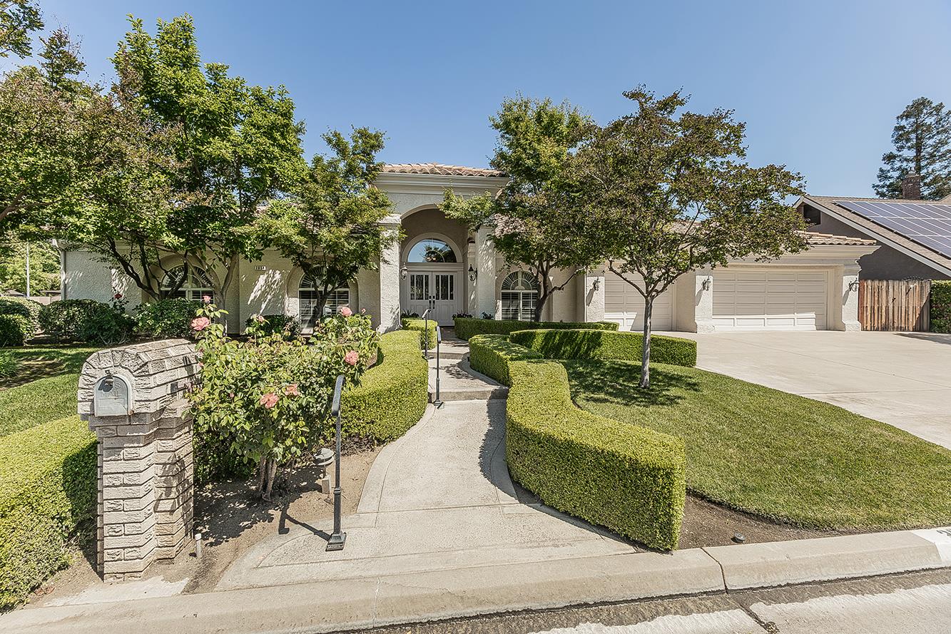2856 W Athens Ave, Fresno, CA 93711