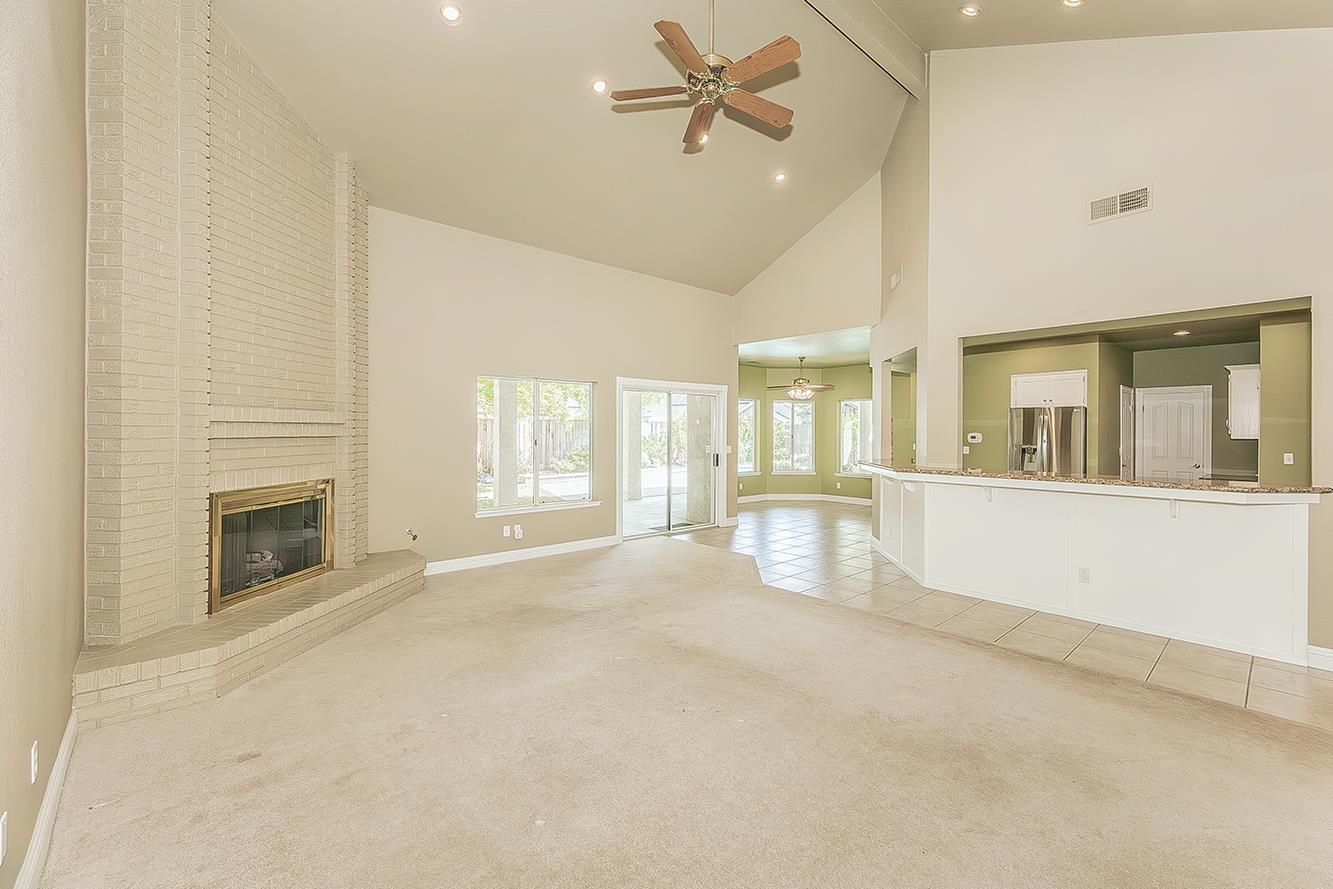 2856 W Athens Ave, Fresno, CA 93711