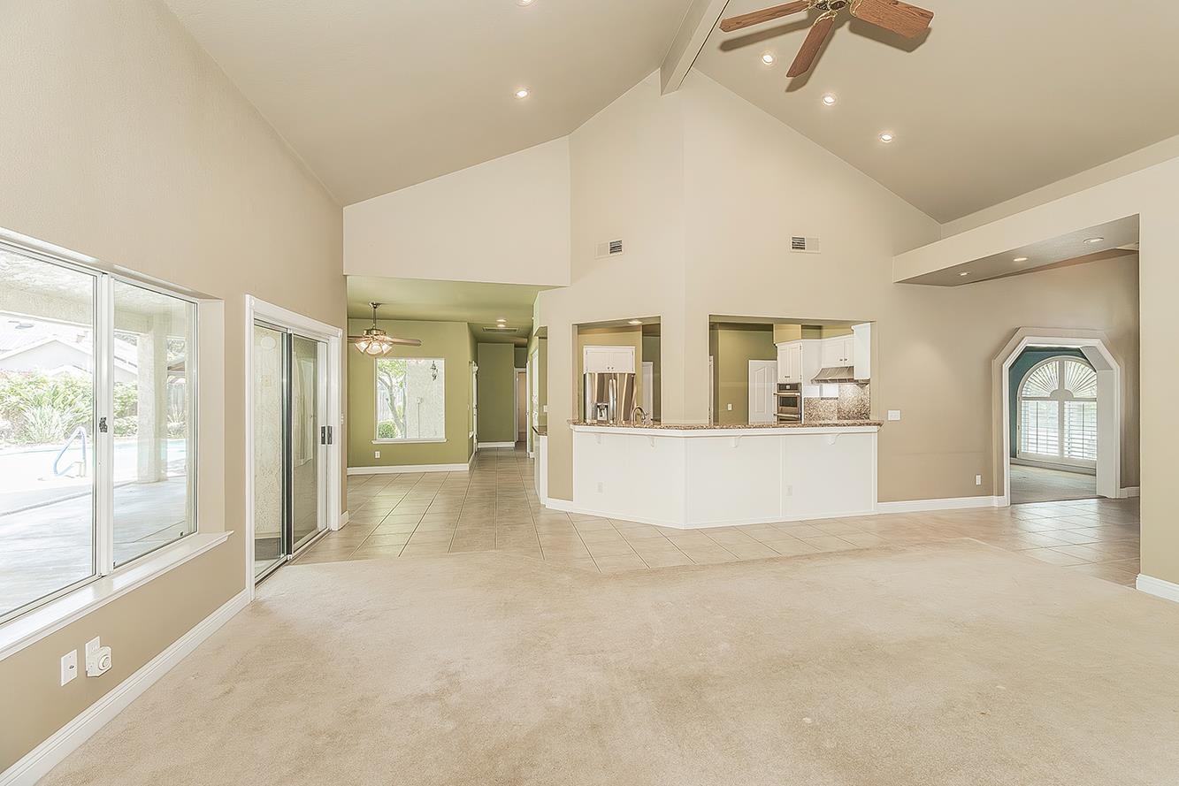 2856 W Athens Ave, Fresno, CA 93711