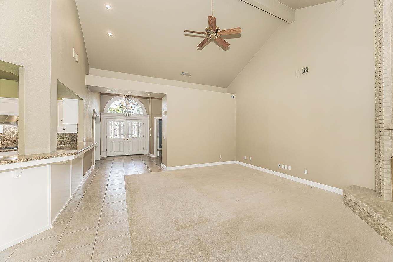 2856 W Athens Ave, Fresno, CA 93711