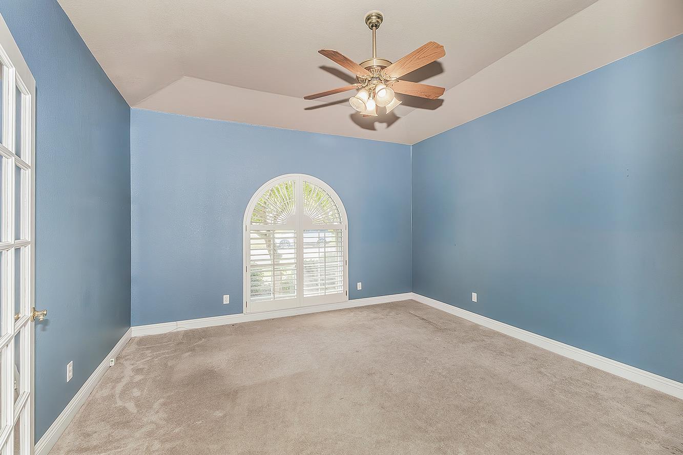 2856 W Athens Ave, Fresno, CA 93711